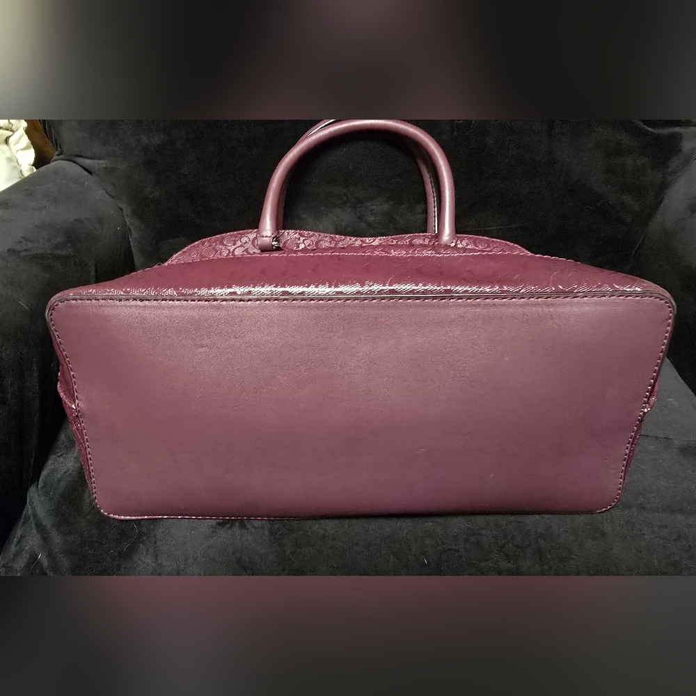 Guess Burgundy Embossed Handbag - Picture 5 of 7